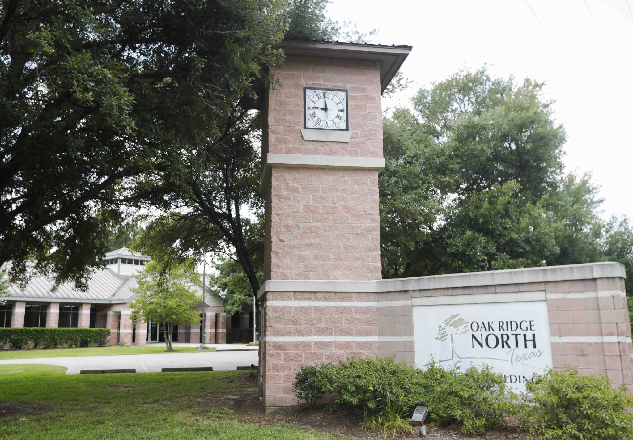 Artificial turf installation in Oak Ridge North, TX